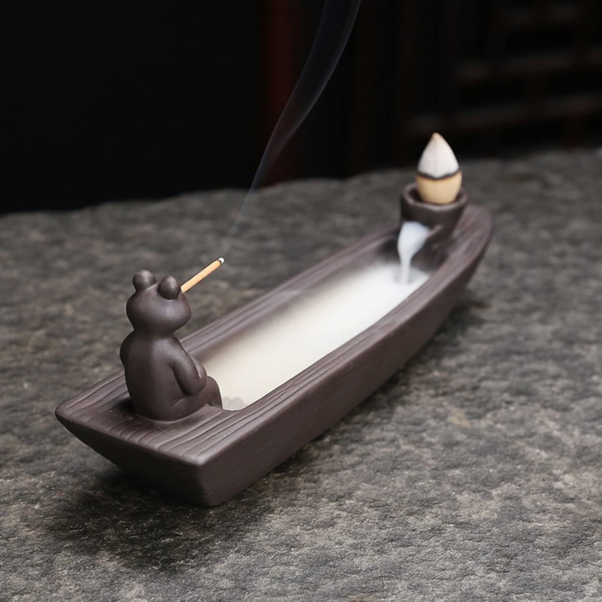 ChangWanna Frog Incense Stick Holder - Ceramic Insence Burner Ash Catcher, Insense Stand with 45 Sandalwood Sticks, Ornament for Aromatherapy/Yoga/Meditation/Home Living Room Office Decor