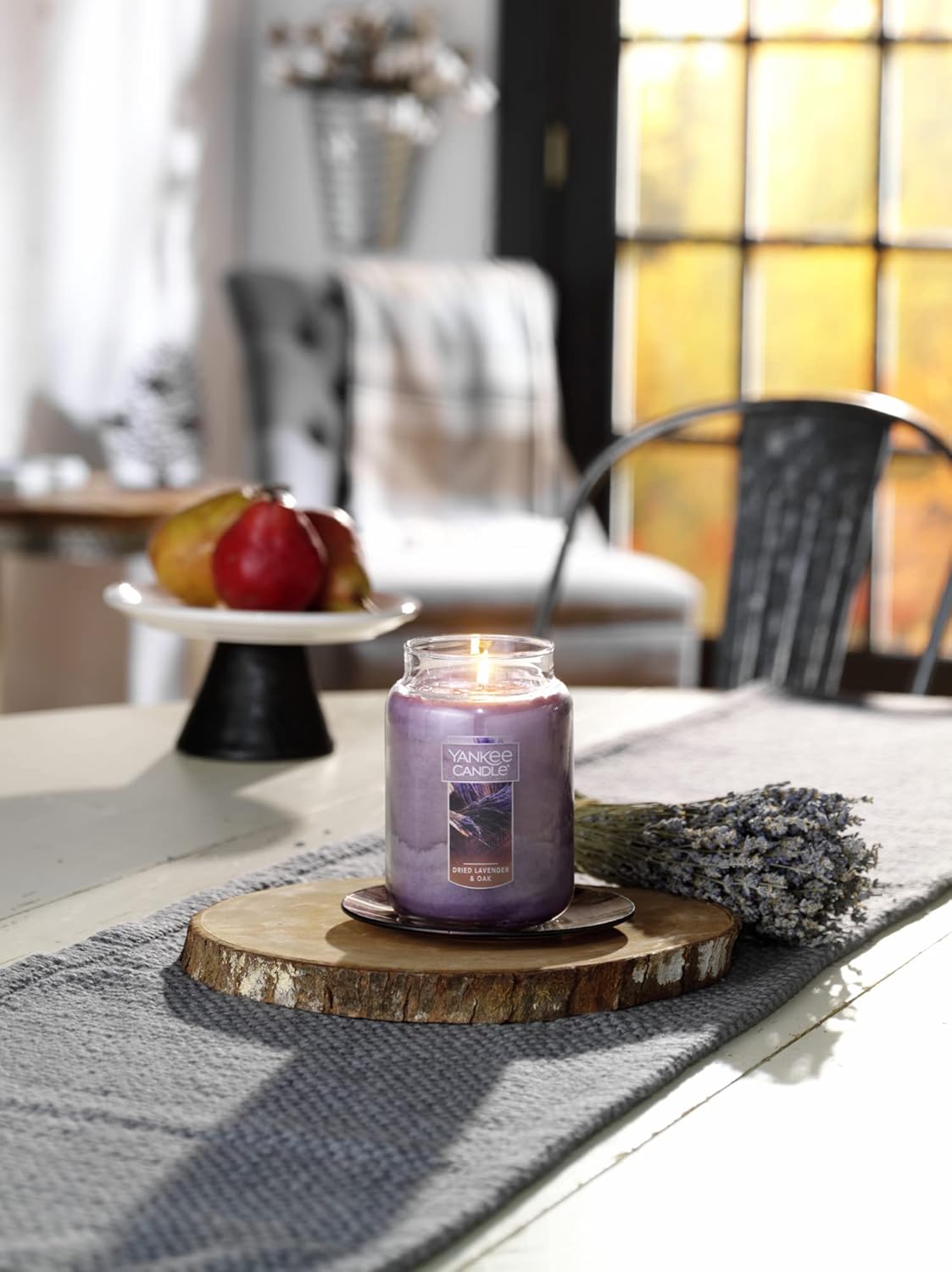 Yankee Candle | Dried Lavender & Oak Scented, Classic 22 Oz Large Jar Single Wick Aromatherapy Candle, Over 110 Hours of Burn Time