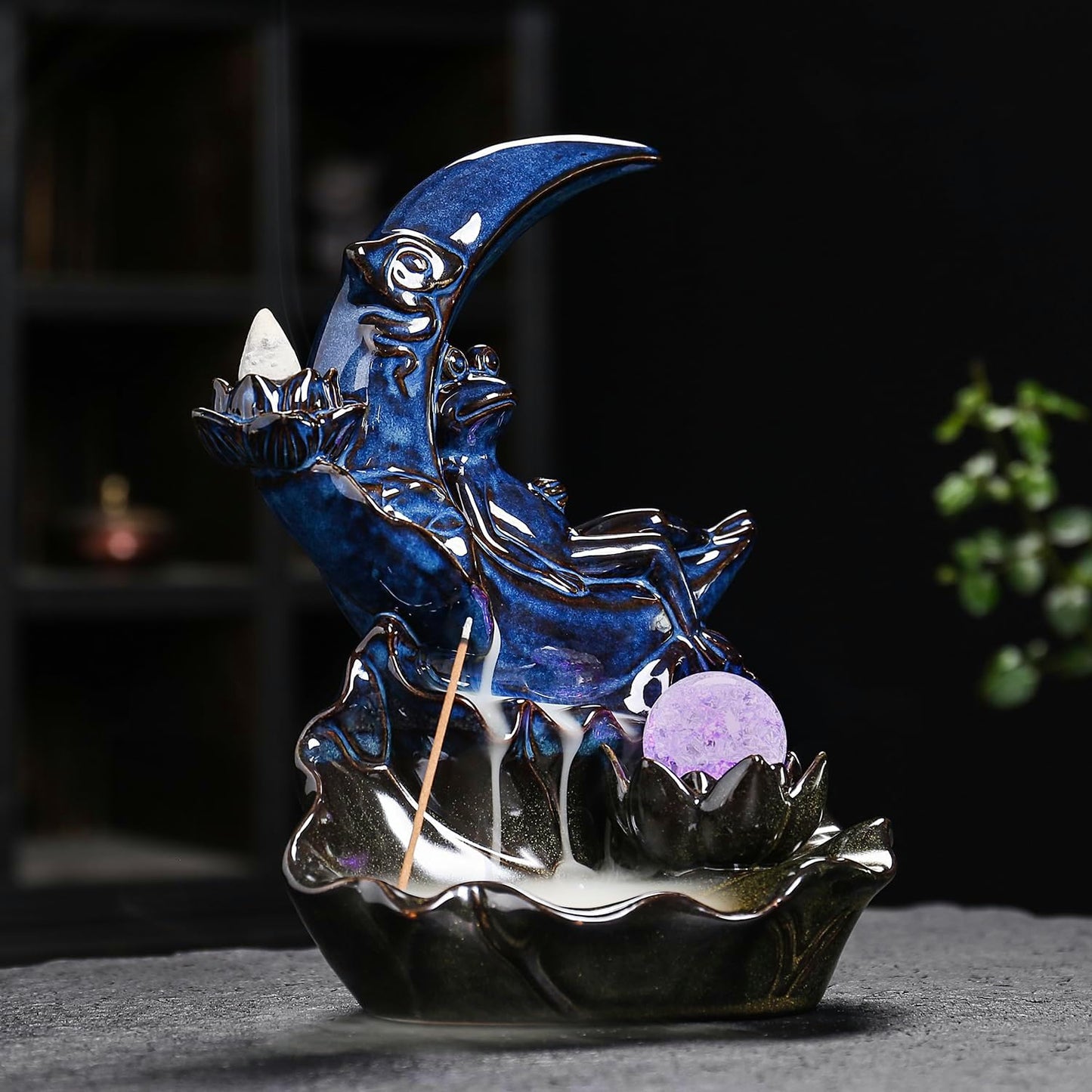 ChangWanna Frog Incense Stick Holder - Ceramic Insence Burner Ash Catcher, Insense Stand with 45 Sandalwood Sticks, Ornament for Aromatherapy/Yoga/Meditation/Home Living Room Office Decor