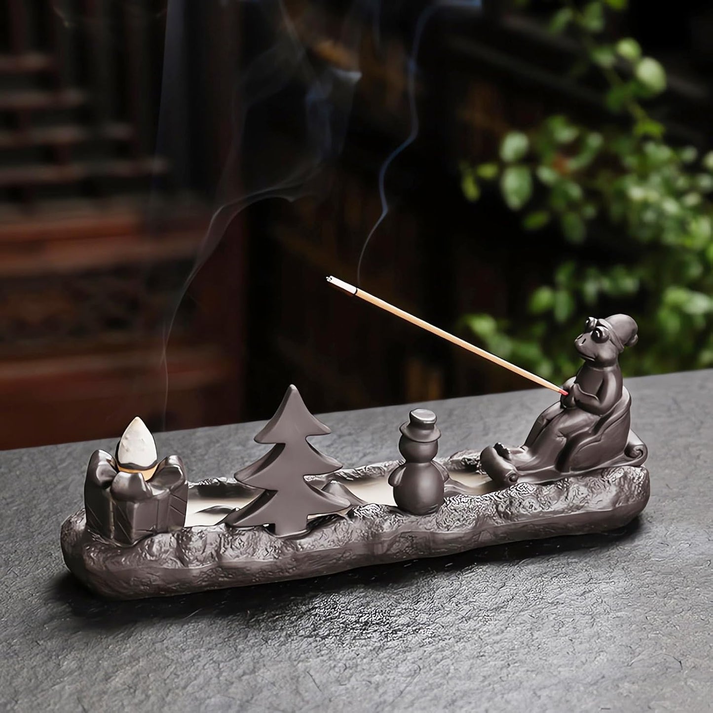 ChangWanna Frog Incense Stick Holder - Ceramic Insence Burner Ash Catcher, Insense Stand with 45 Sandalwood Sticks, Ornament for Aromatherapy/Yoga/Meditation/Home Living Room Office Decor