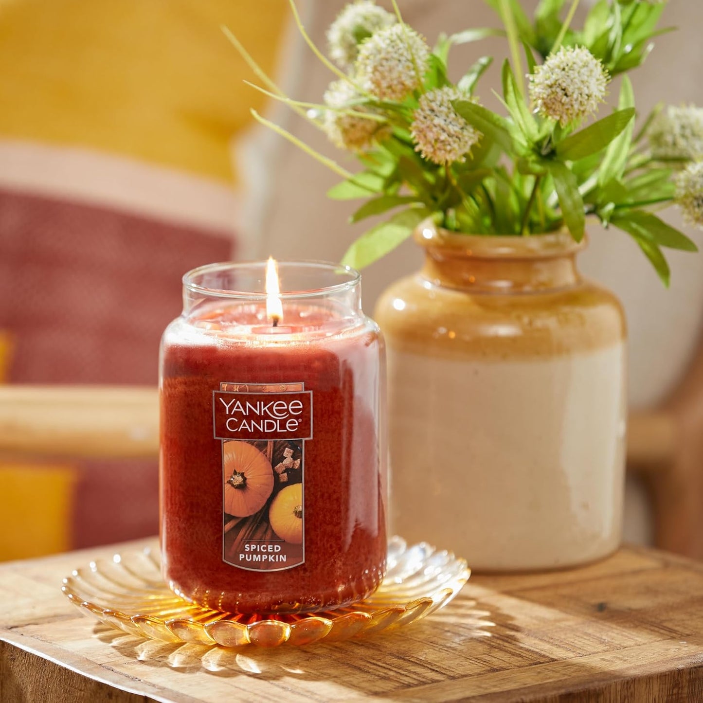 Yankee Candle | Spiced Pumpkin Scented, Classic 22oz Large Jar Single Wick, Over 110 Hours of Burn Time, Perfect Accent for Fall Decor