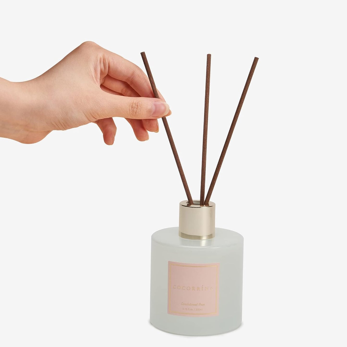 COCORRÍNA Reed Diffuser Set, Clean Linen Scented Diffuser with Sticks Home Fragrance Reed Diffuser for Bathroom Shelf Decor