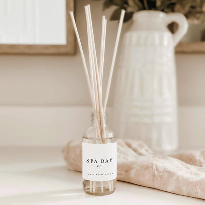 Sweet Water Decor Salt & Sea Reed Diffuser Set - Sea Salt Citrus & Musk Amber Scent Diffuser - Reed Diffusers for Home with Long Lasting Fragrance - Non-Toxic Oil Reed Diffuser - Made in the USA