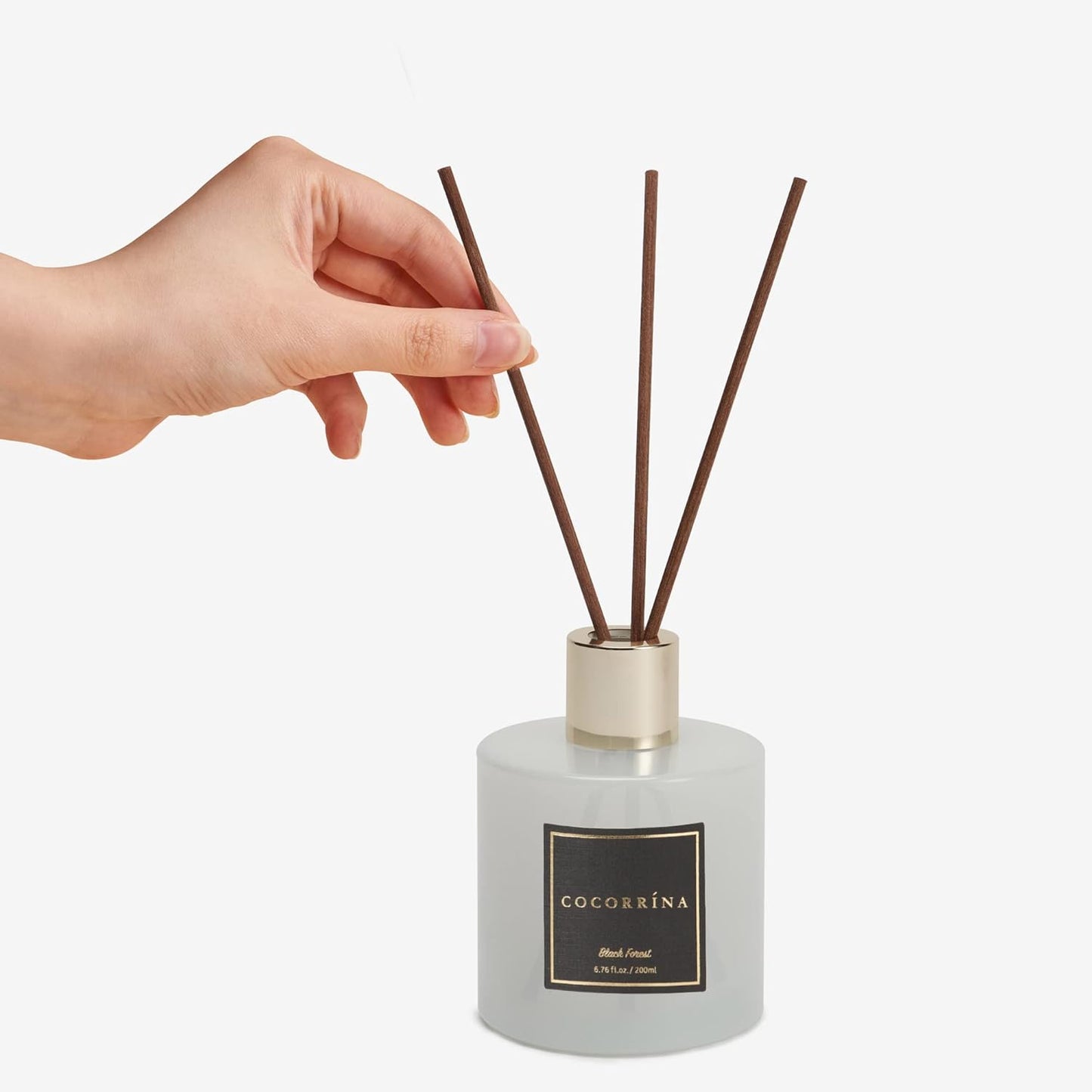 COCORRÍNA Reed Diffuser Set, Clean Linen Scented Diffuser with Sticks Home Fragrance Reed Diffuser for Bathroom Shelf Decor