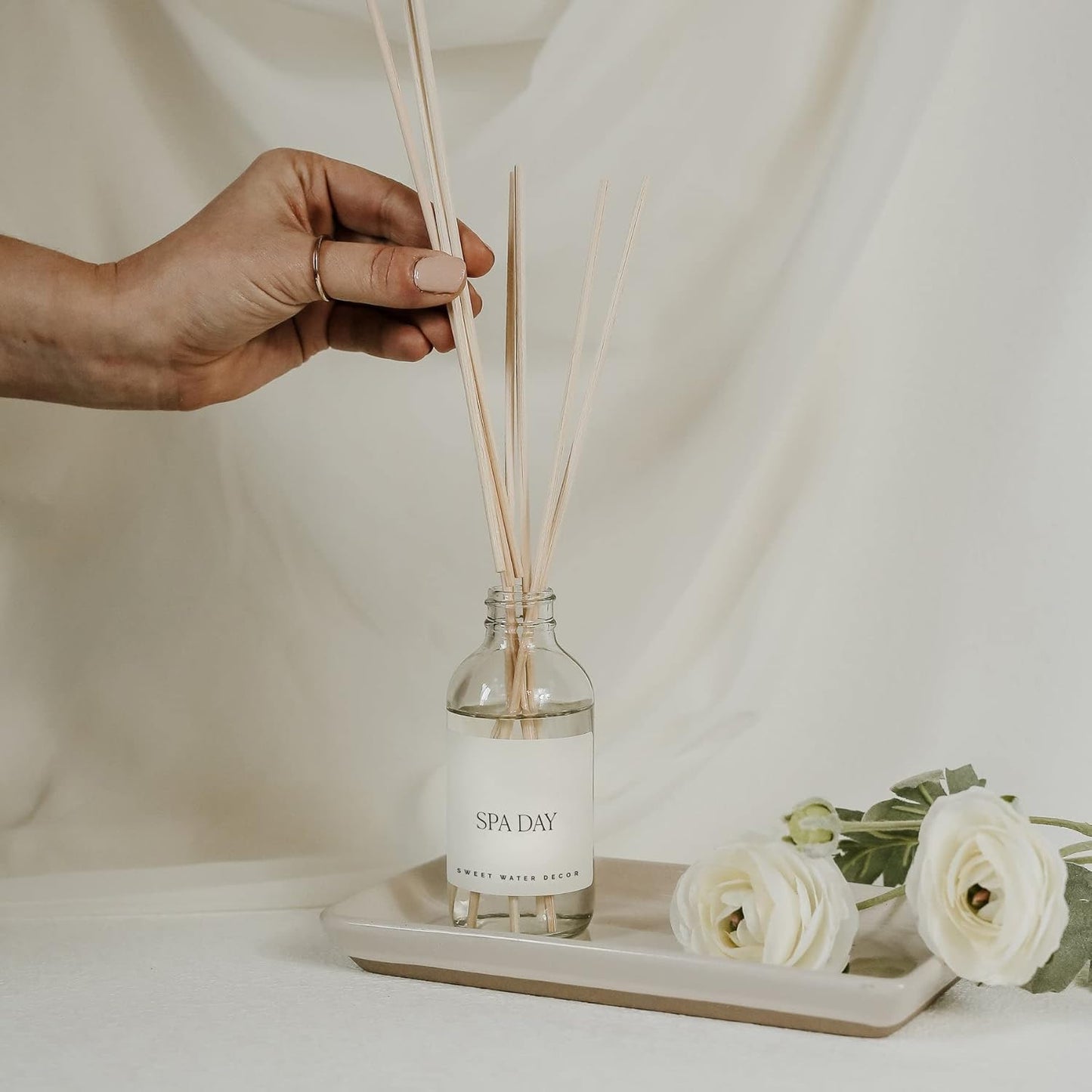 Sweet Water Decor Salt & Sea Reed Diffuser Set - Sea Salt Citrus & Musk Amber Scent Diffuser - Reed Diffusers for Home with Long Lasting Fragrance - Non-Toxic Oil Reed Diffuser - Made in the USA