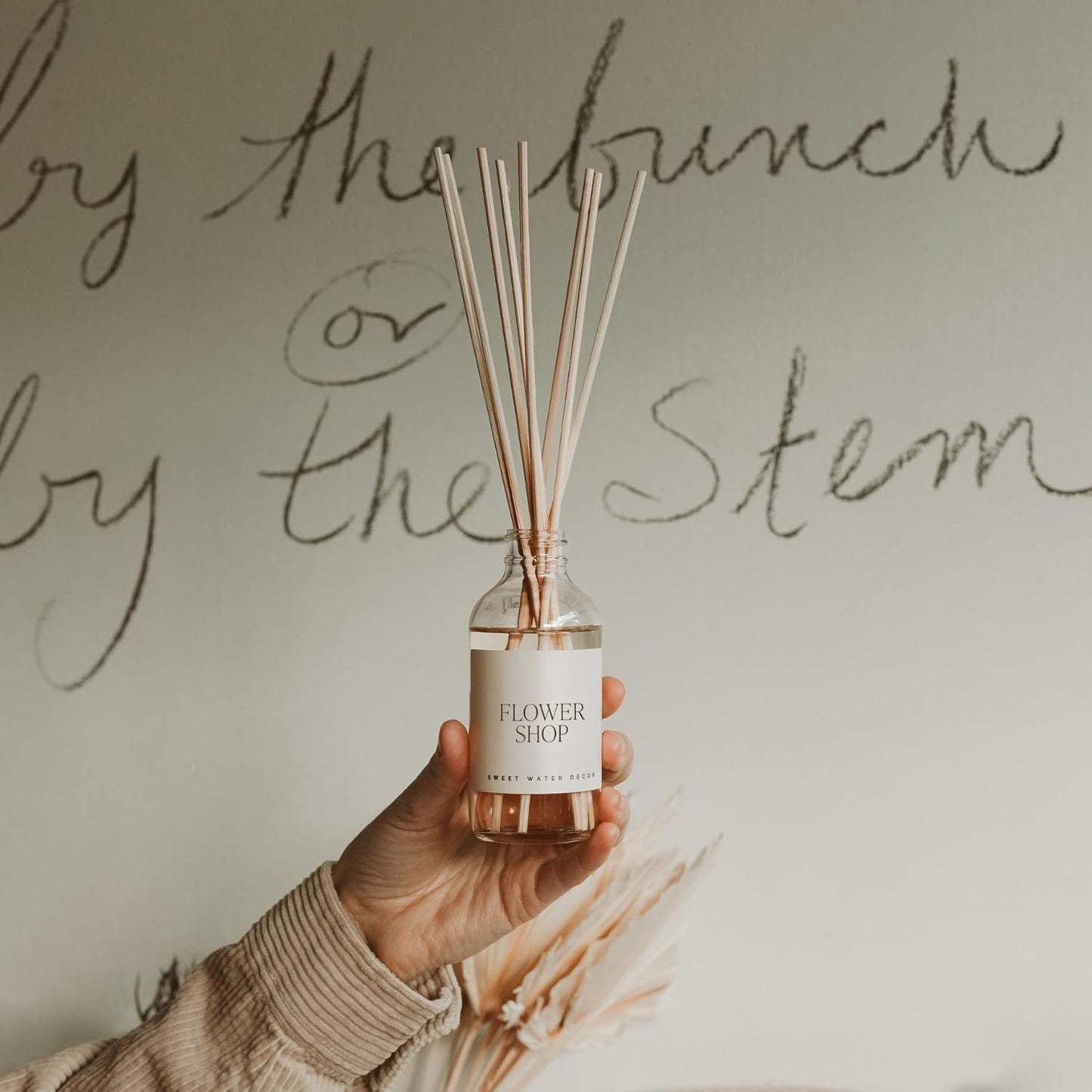 Sweet Water Decor Salt & Sea Reed Diffuser Set - Sea Salt Citrus & Musk Amber Scent Diffuser - Reed Diffusers for Home with Long Lasting Fragrance - Non-Toxic Oil Reed Diffuser - Made in the USA