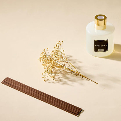 COCORRÍNA Reed Diffuser Set, Clean Linen Scented Diffuser with Sticks Home Fragrance Reed Diffuser for Bathroom Shelf Decor
