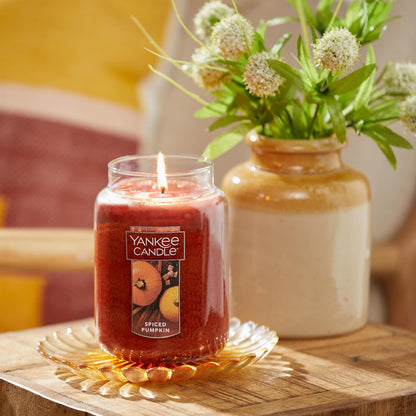 Yankee Candle | Spiced Pumpkin Scented, Classic 22oz Large Jar Single Wick, Over 110 Hours of Burn Time, Perfect Accent for Fall Decor
