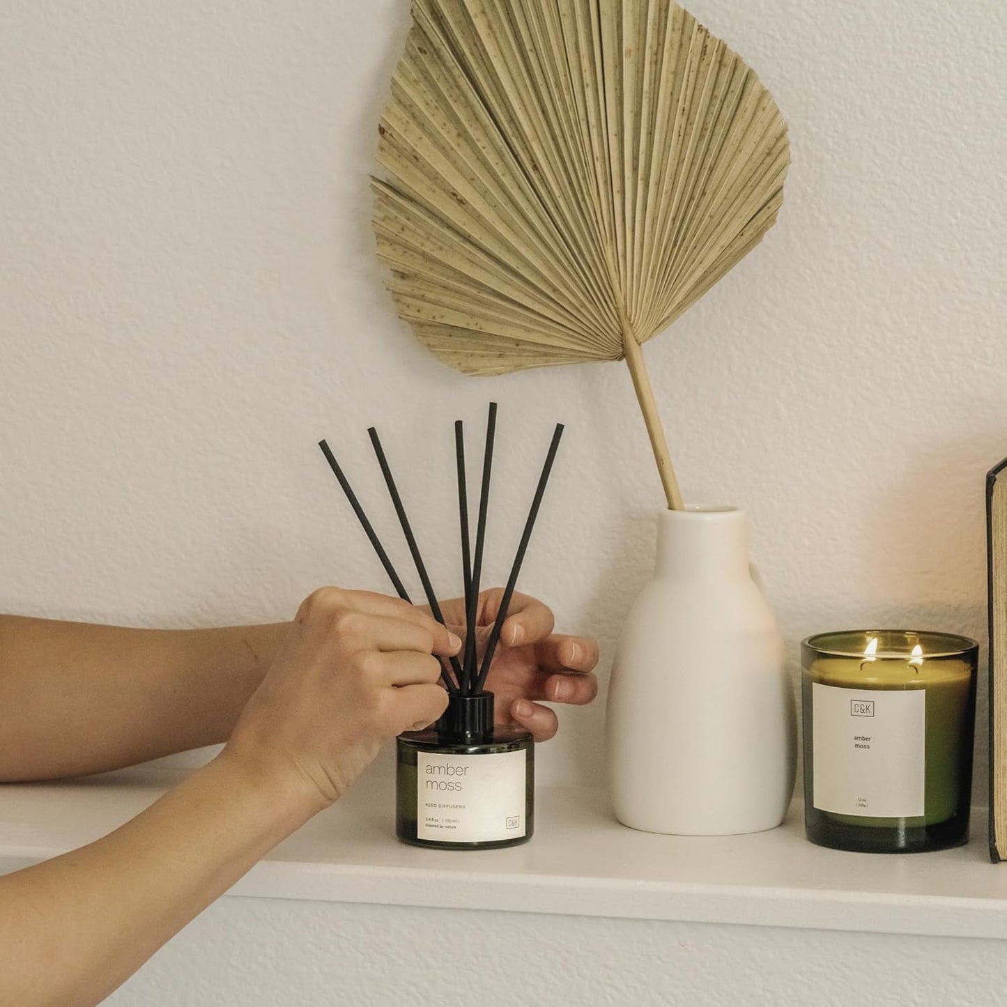 Craft & Kin Reed Diffuser Set Santal Woods, Reed Diffusers for Home, Fragrance Diffuser Sticks, Oil Diffuser Sticks, Oil Diffuser with Sticks, Reed Diffuser for Men | Christmas Reed Diffuser